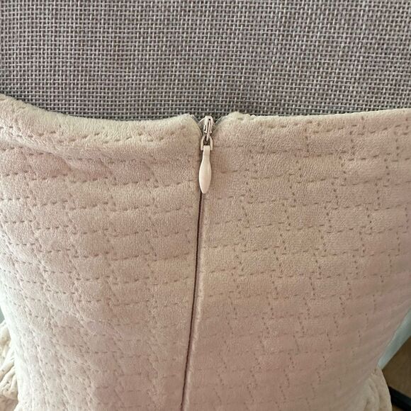 NWT Off-white cream Quilted Velvet Jumper Baby Doll Mini Dress size XS - Picture 4 of 9